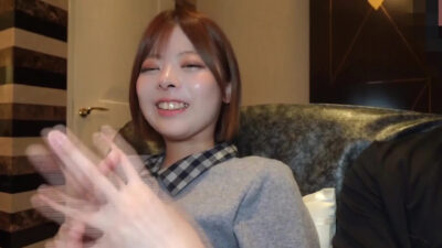 FC2-PPV-4946544-1 시부야 기획사 소속 귀여운 모델의 갑작스러운 사적 촬영